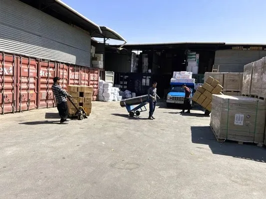 اجاره انبار بازرگانی (اعکس محوطه انبار وحید برای اجاره کانتینری و غیره)